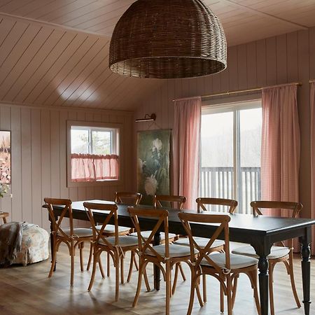 The June Motel, Beaver Valley Kimberley Экстерьер фото